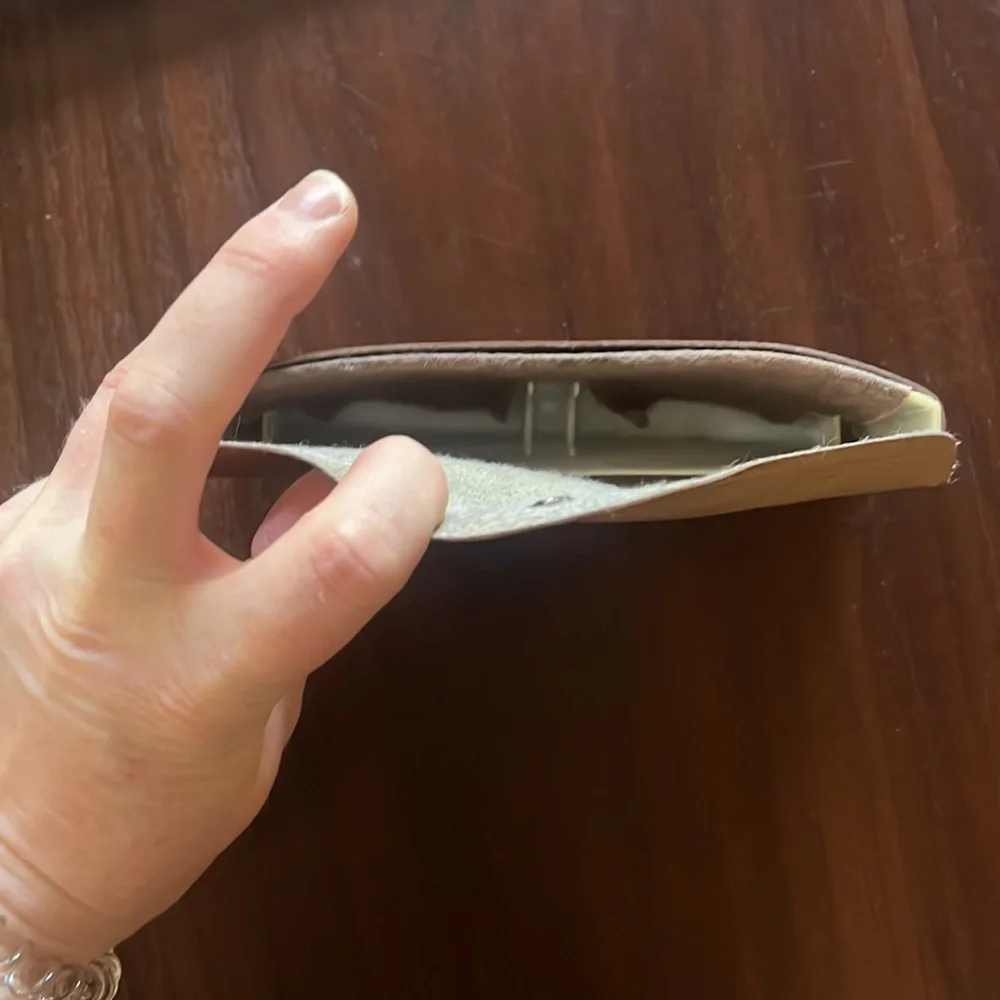 Vintage Ray-Ban sunglass case - Picture 3 of 5